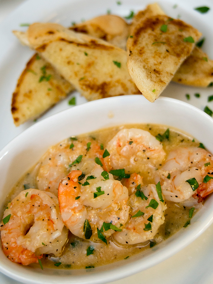 Casa Mia Belle River - Lunch